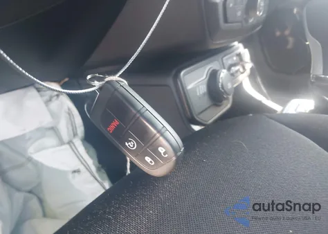 2020 Jeep Renegade Altitude 4X4 from USA, damaged, VIN ZACNJBBB8LPL21471